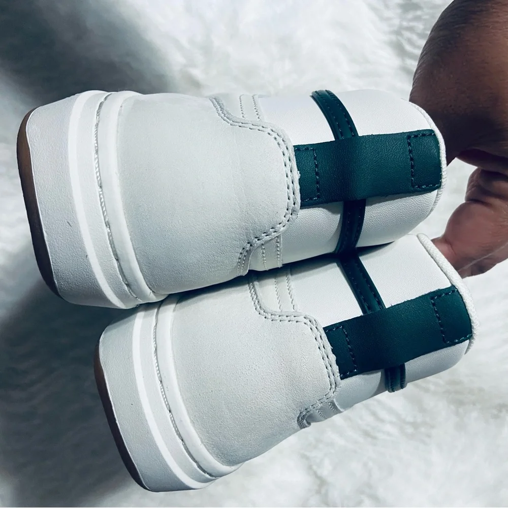 Converse Pro Blaze White and Green High-Top Speakers